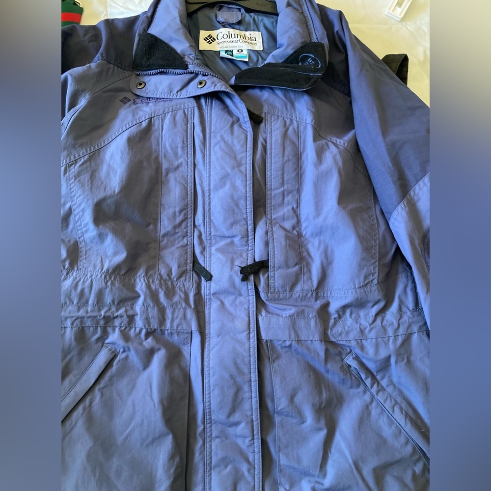 Columbia Blue Lightweight Raincoat Weather-Resistant
